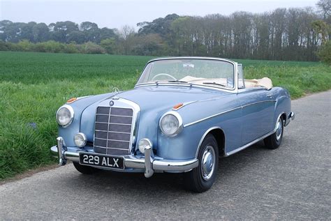 220SE Ponton Cabriolet John Haynes Mercedes