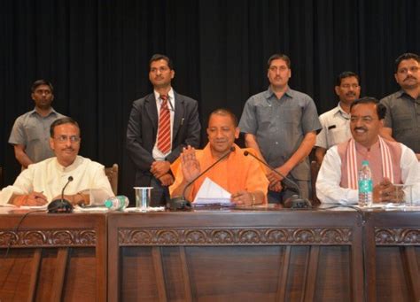 Uttar Pradesh First Meeting Of Yogi Cabinet Apn News