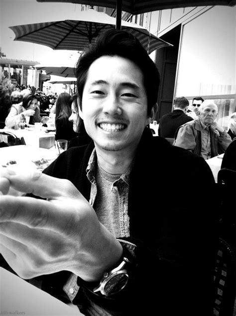 Steven Yeun a.k.a Glenn Rhee -my favorite zombie slayer Glenn The ...