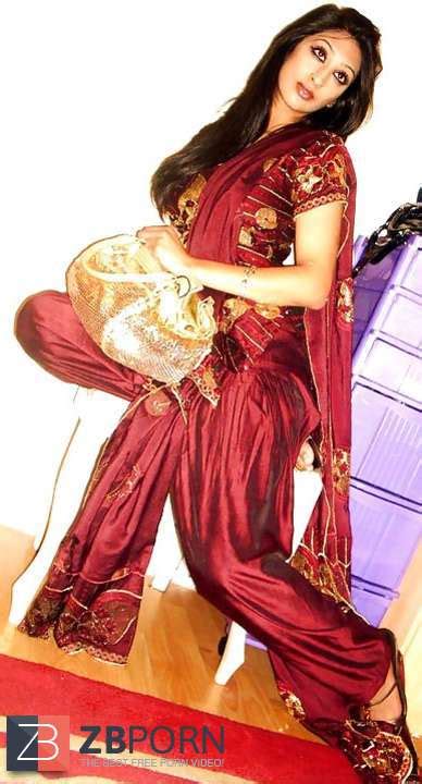 Paki Satin Silk Salwar Fucksluts ZB Porn