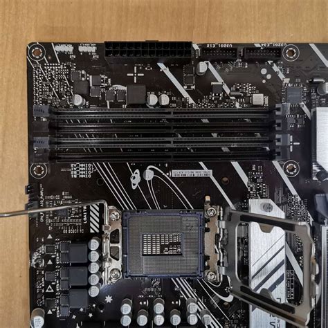 Yahooオークション Asus Prime H770 Plus D4atxマザーボードlga1