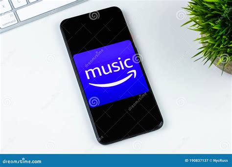 Amazon Music App Logo on a Smartphone Screen. Editorial Photography ...