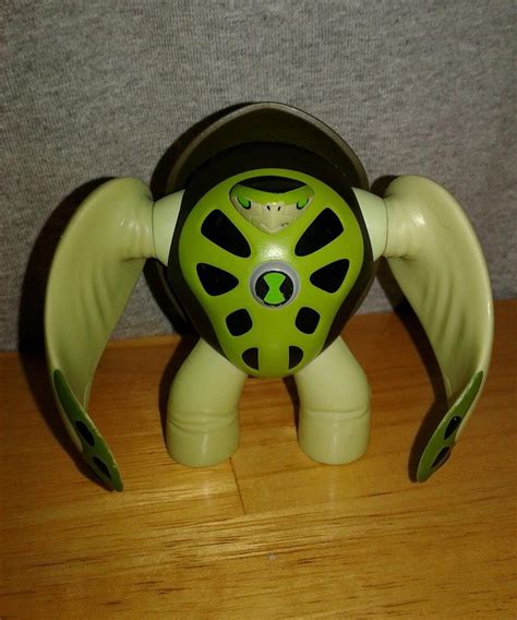 Ben 10 Ultimate Alien Terraspin Action Figure 1924939211