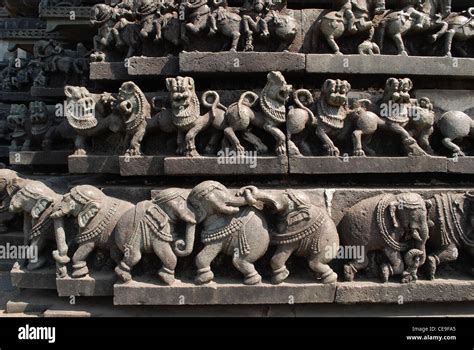 Belur Temple Stock Photos & Belur Temple Stock Images - Alamy