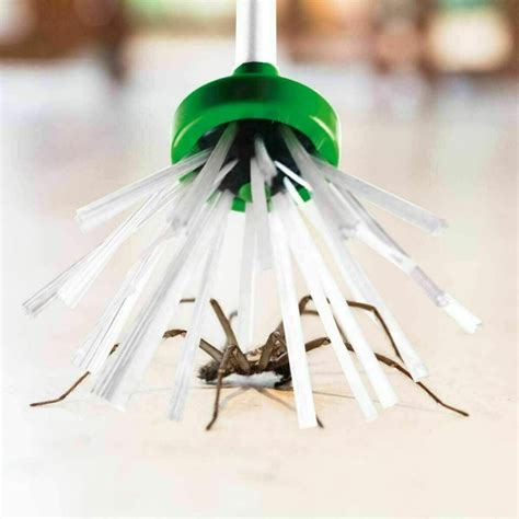 65cm Long Spider Catcher Pest Trap Bug Insect Grabber Tool