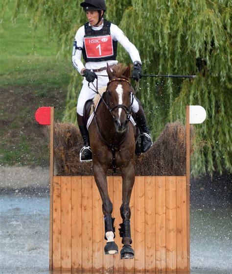 Reitsport Dirk Schrade löst Ticket für Vielseitigkeits EM