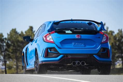 Khám phá Honda Civic Type R 2021 vô cùng lôi cuốn