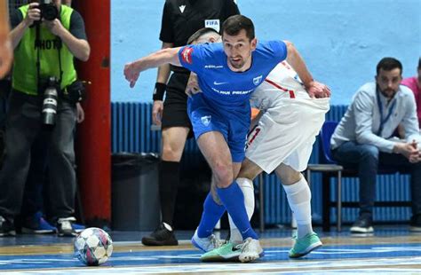 Zagrijavanje za derbi Futsal Dinamo kod Torcide traži prvu pobjedu na