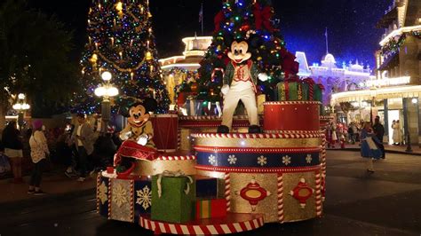 Mickeys Once Upon A Christmastime Parade At Disney Very Merriest After