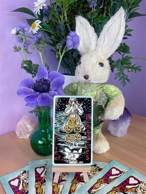 Queen Alice Tarot By Dame Darcy Skygardentarot