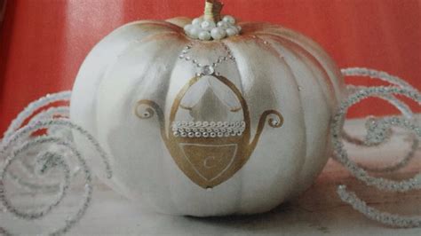 Cinderella coach Pumpkin | Cinderella pumpkin, Pumpkin decorating, Cinderella coach pumpkin