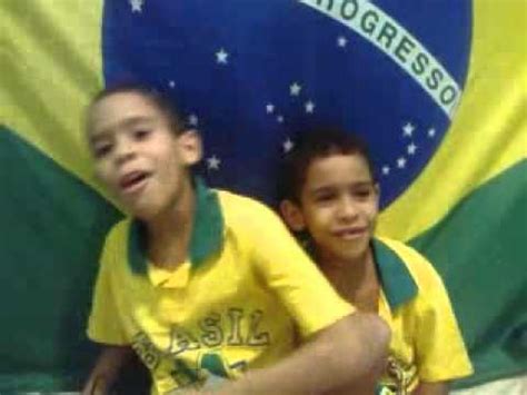 Adriel Cantando Para O Brasil YouTube