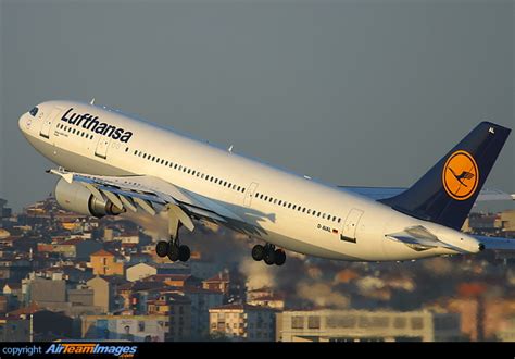 Airbus A B Lufthansa D Aial Airteamimages