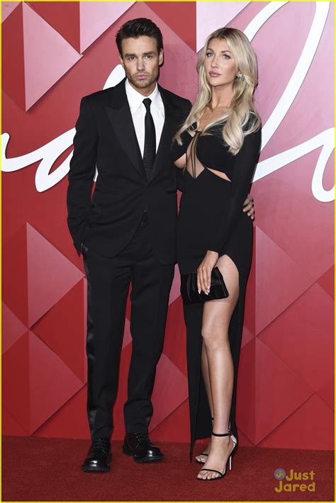 Liam Payne New Gf Kate Cassidy Make Red Carpet Debut At Fashion