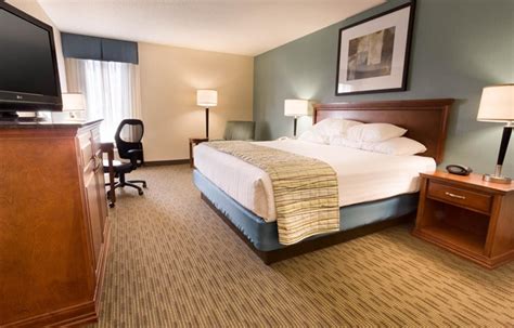 Drury Inn & Suites St. Louis Southwest - Drury Hotels