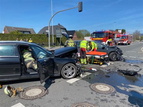 Verkehrsunfall Mit Drei Beteiligten Einsatzbericht Bocholt