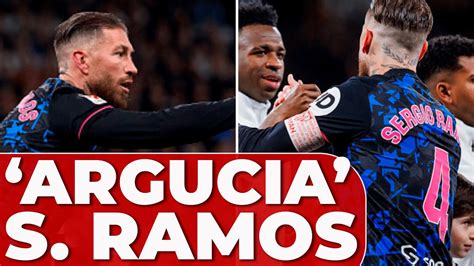 Sergio Ramos Treta En El Real Madrid Sevilla En El Bernab U Youtube