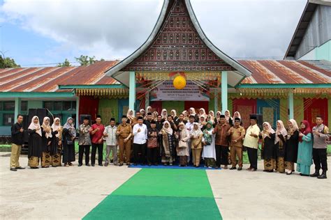 Penyerahan Kembali Peserta Didik Kelas IX Kepada Orang Tua Dan