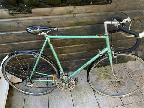 I found these old (racing) bikes. : r/bicycling