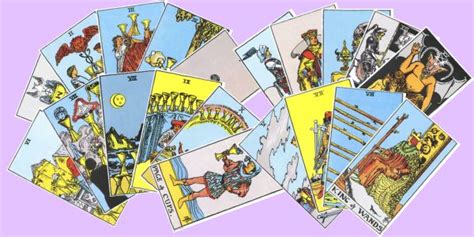 Leitura De Cartas O Baralho De Tar Gratuita Cartomancia E Tarot