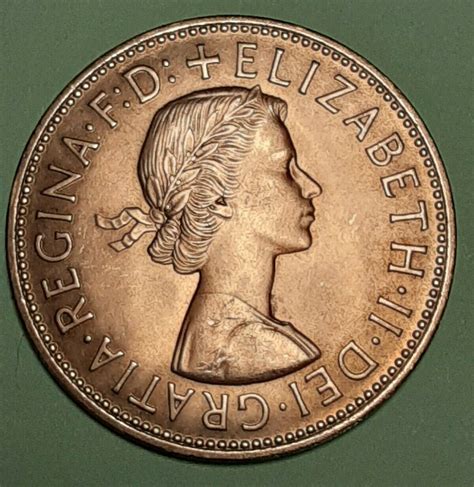 Great Britain One Penny Elizabeth Ii Dei Gratia Regina Bronze