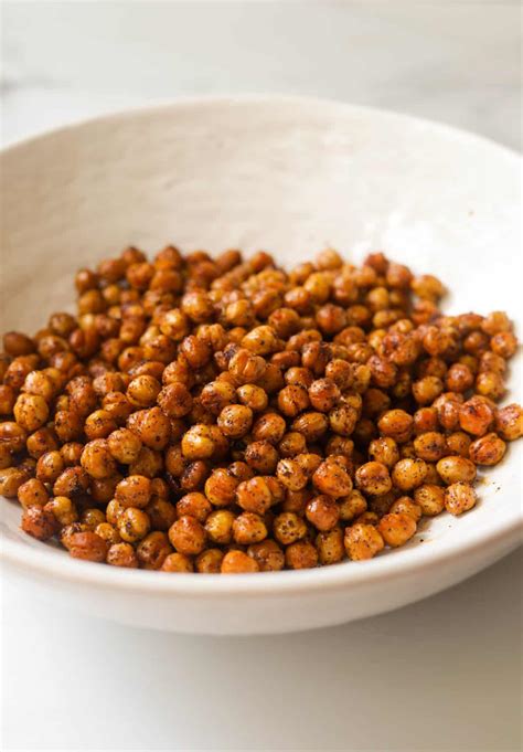 The BEST Spicy Roasted Chickpeas - The Healthy Epicurean