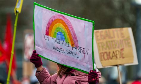 St Dte Wollen Weiter Zeichen Gegen Rechts Setzen