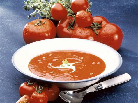 Cremige Tomatensuppe Rezept EAT SMARTER