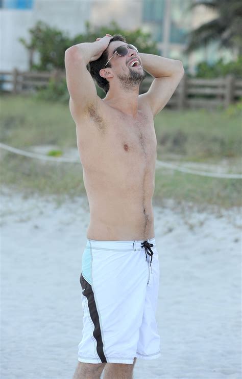 Shirtless Photos Of Michael Phelps On The Beach Popsugar Celebrity