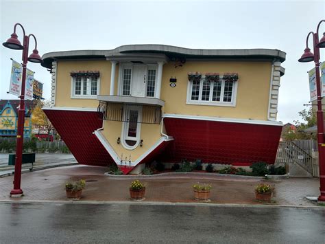 Upside Down House, Niagara Falls Vacation Rentals: house rentals & more | Vrbo