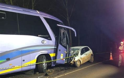 Colis O Frontal Entre Nibus E Carro Mata Jovem De Anos Em Erechim