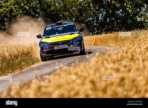 Rumeau Sarah Amblard Julie Opel Corsa Rally Action Pendant Le