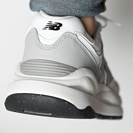 New Balance Baskets Lifestyle 5740 M5740CPB Grey White