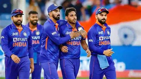 Ind Vs Sl श्रीलंका सीरीज के लिए टीम इंडिया का ऐलान हार्दिक बने T20 टीम के कप्तान रोहित को