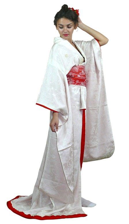 Japanese Traditional Wedding White Silk Kimono 1970s Japanese Woman