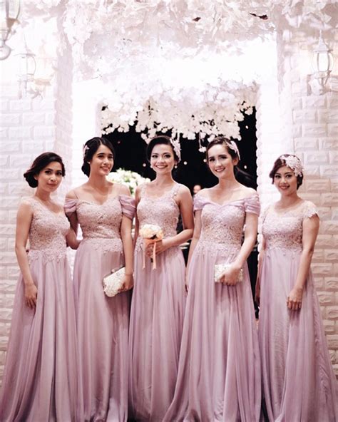 19 Seragam Bridesmaids Terbaik Yang Bisa Ditiru Elegan