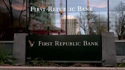 First Republic Bank Shares Fell More Than In Early Trading On