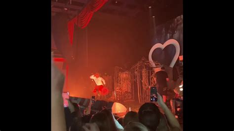 Trippie Redd Live St Louis Taking A Walk Youtube