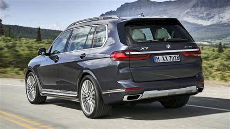 Autoblog Bmw X Is Bmws Biggest Suv With Its Biggest