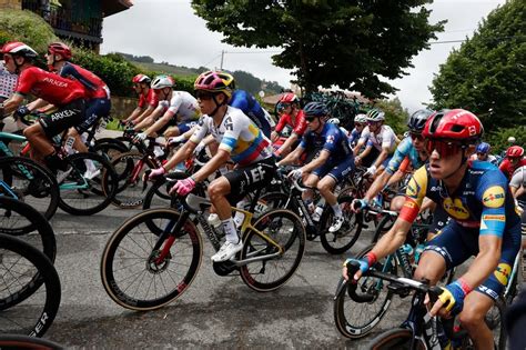 Los Colombianos Egan Bernal Rigoberto Urán Y Esteban Chaves Tienen