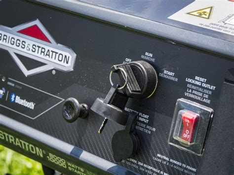 Briggs & Stratton Elite Series 8000-Watt Generator with Bluetooth | PTR