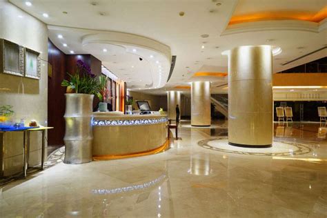 Hotel Reception Elevated: Where Elegance Meets Hospitality