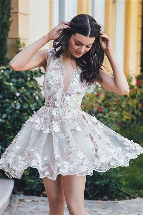 A Line V Neck Sleeveless Short White Tulle Homecoming Dress With