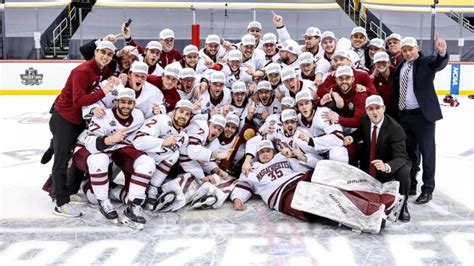 The Umass Boston Hockey Team Without A Home Of Their Own