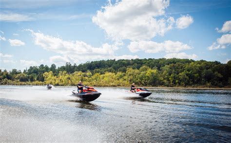 Sea Doo Friendly Ontario Waterfront Restaurants - Intrepid Cottager