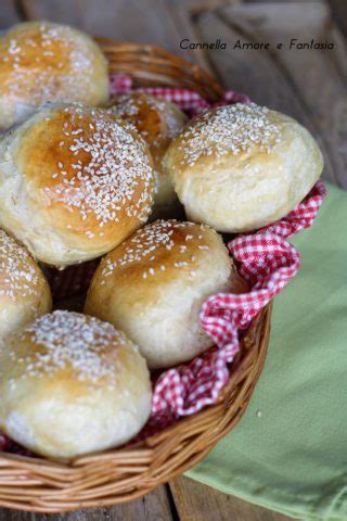 Panini Al Latte Morbidi Con Lievito Madre Perfetti Anche Per Un Buffet