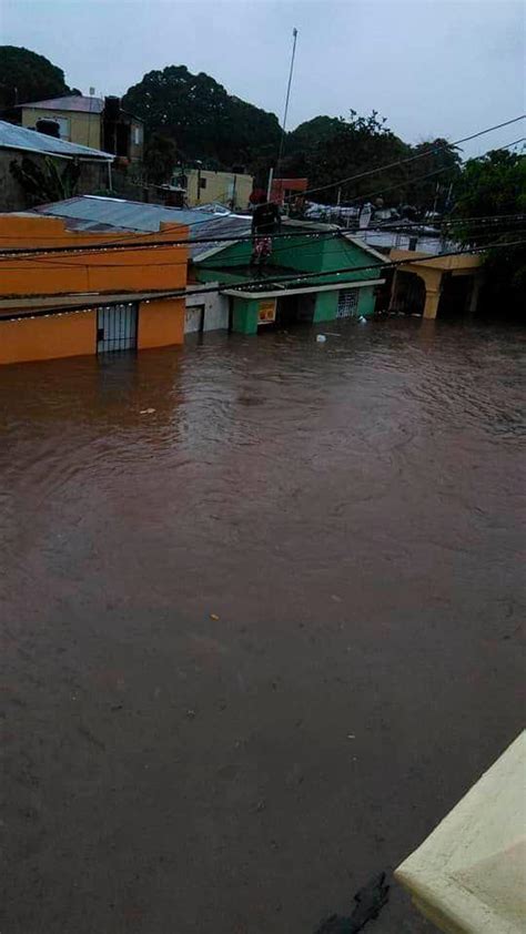 Unas 700 viviendas afectadas por inundaciones dejadas por Isaías en