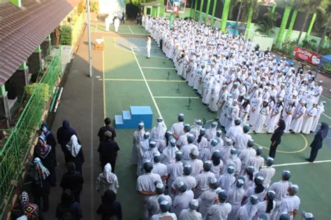 Nomor 1 Swasta Ini 10 Besar SMA Terbaik Di Jakarta Pusat Versi LTMPT