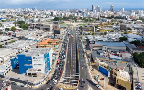 El nuevo paso a desnivel en la intersección de la avenida Isabel Aguiar ...