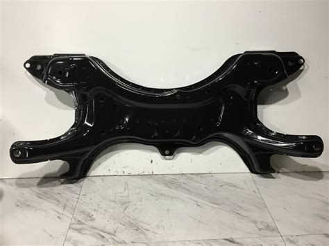 Pontiac Vibe Fwd Cross Member Subframe Crossmember Sub K